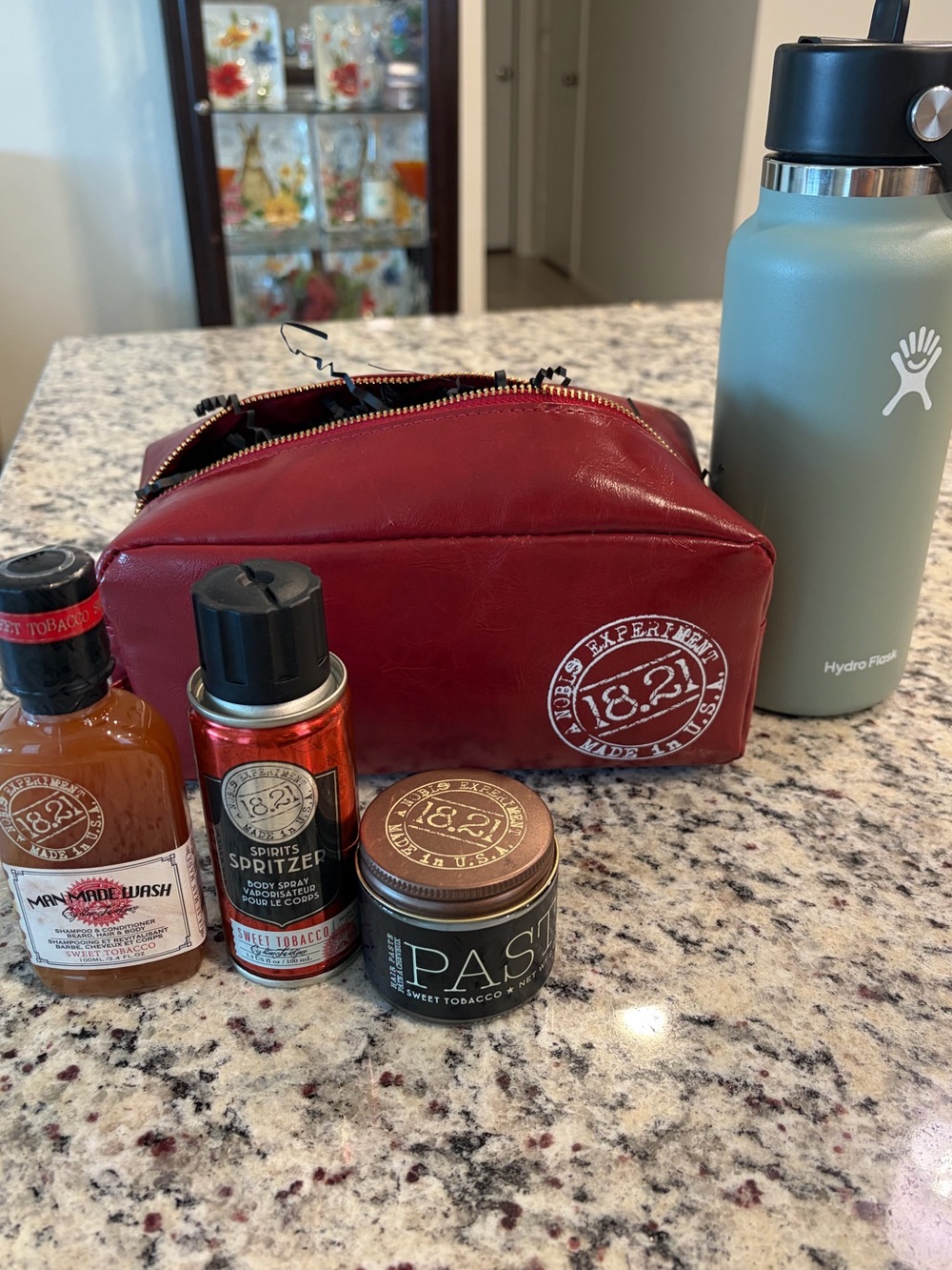 18.21 Red Leather Dopp Kit Toiletry Bag include all in picture